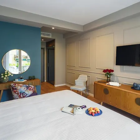 The Oscar Olympic Otel 3*