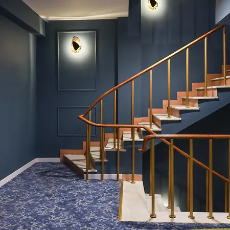 The Oscar Olympic Otel