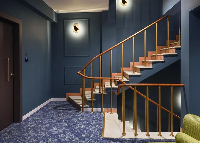 The Oscar Olympic Otel