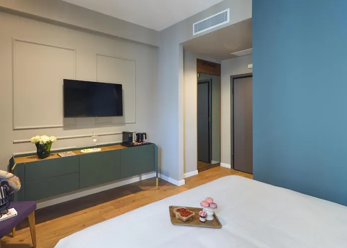 The Oscar Olympic Hotel 3*